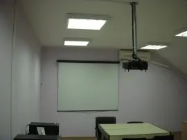 platno projektor